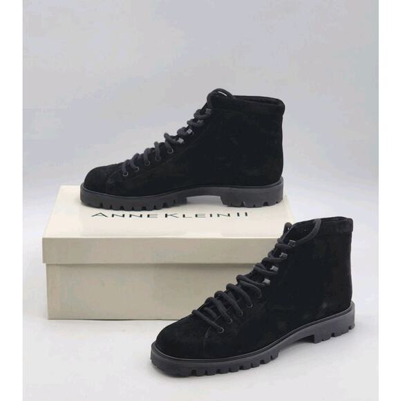 ANNE KLEIN Ander Black Suede Combat Booties Size 7 Lug Lace-Up Italy New In Box - Picture 2 of 14